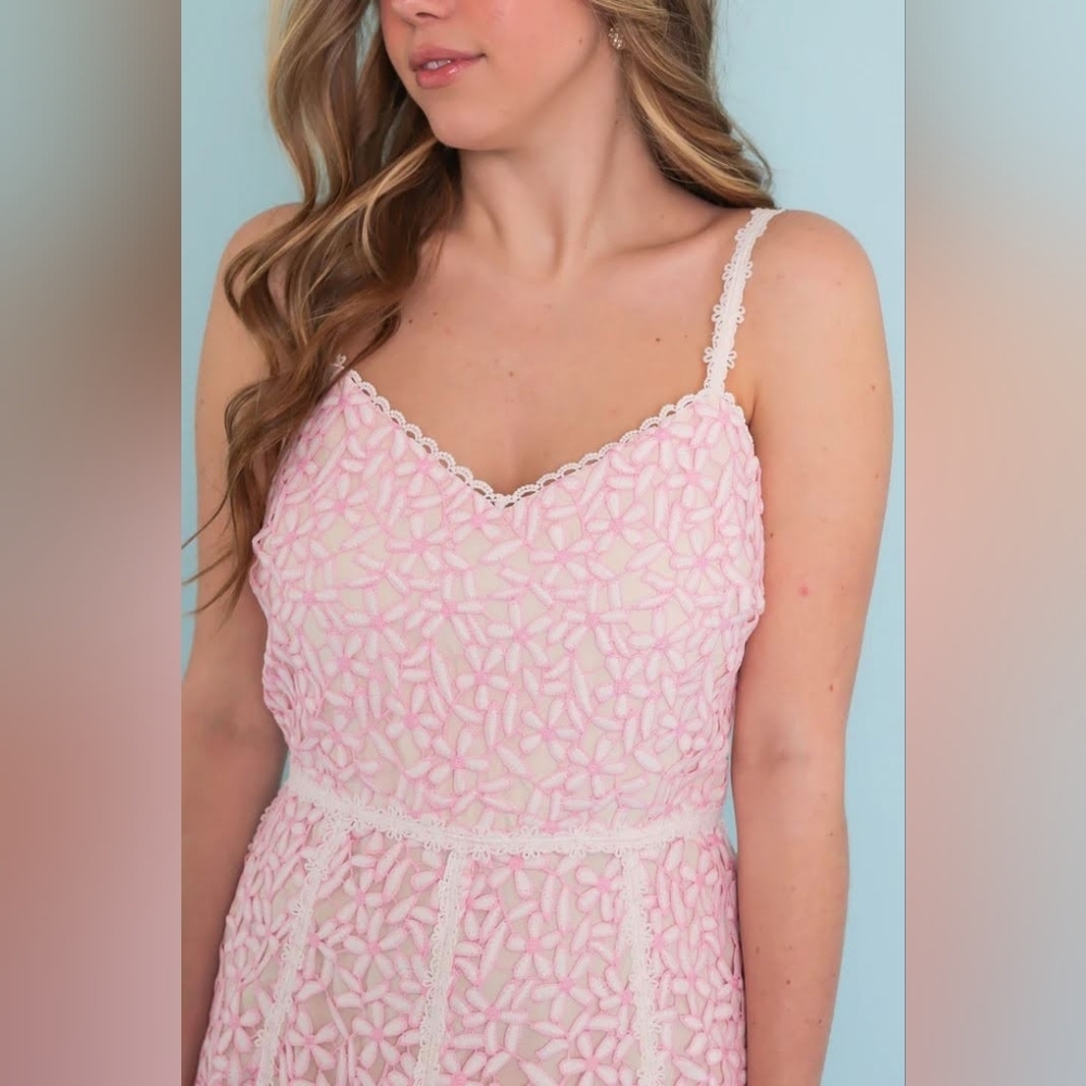 Elegant Pink Lace Maxi Dress - Picture 4 of 6